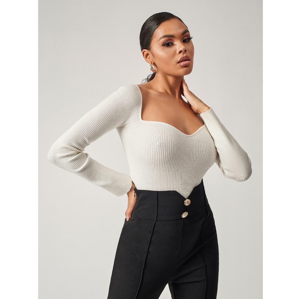 White Rib Knit Sweetheart Sweater Top - Picture 4 of 6